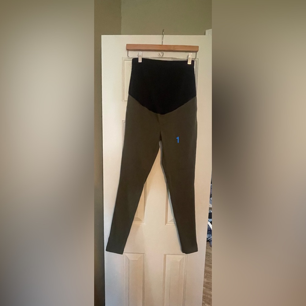 Time and tru maternity pant